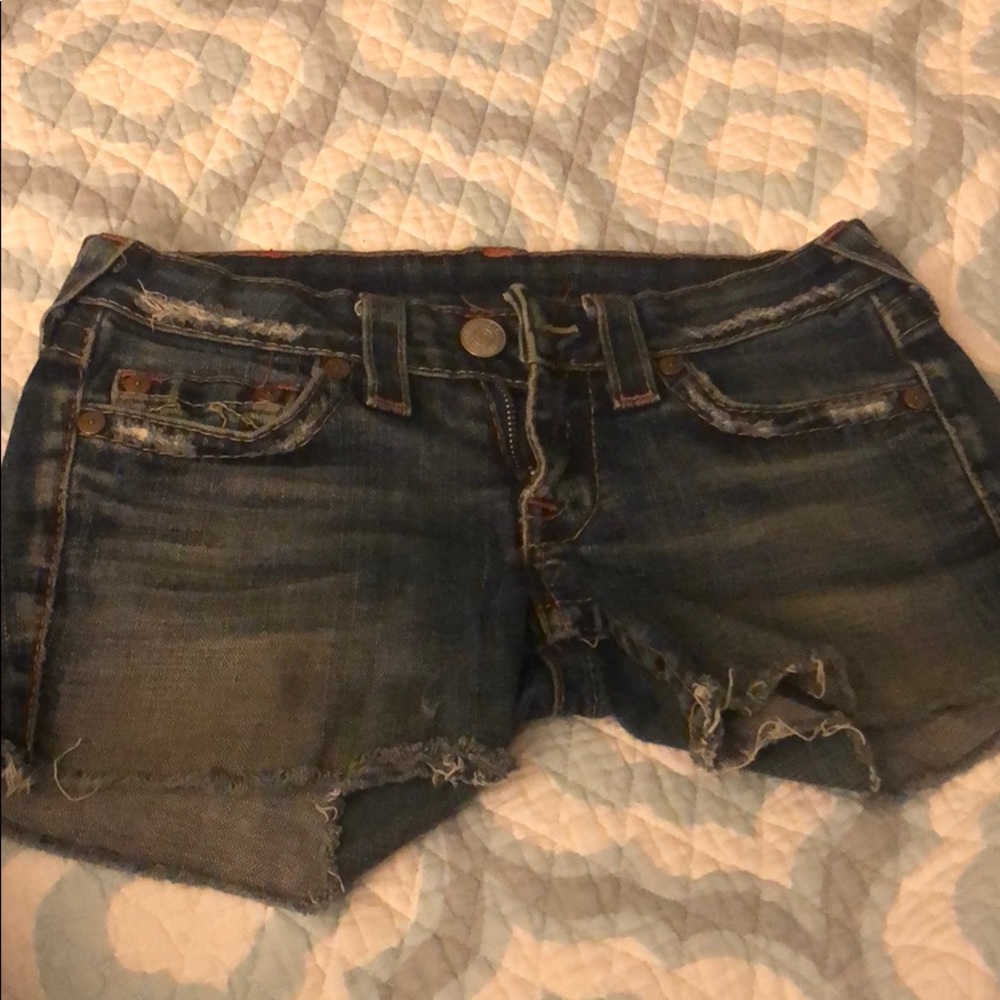 Cut off jean shorts